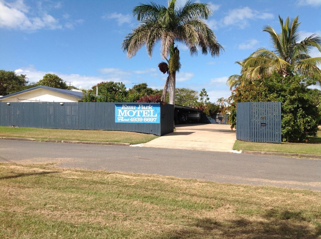 Emu Park Motel Esterno foto